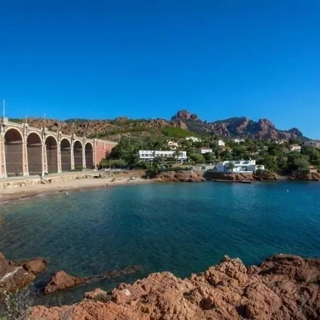 Studio 4 Personnes Studio 4/5 Personnes Avec Vue - Cap Esterel, Cote D'azur. * Saint-Raphaël